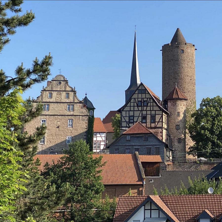 Graefin Anna - Design-Apartment In Der Historischen Hinterburg Schlitz - Nahe Fulda Und Bad Hersfeld Buitenkant foto